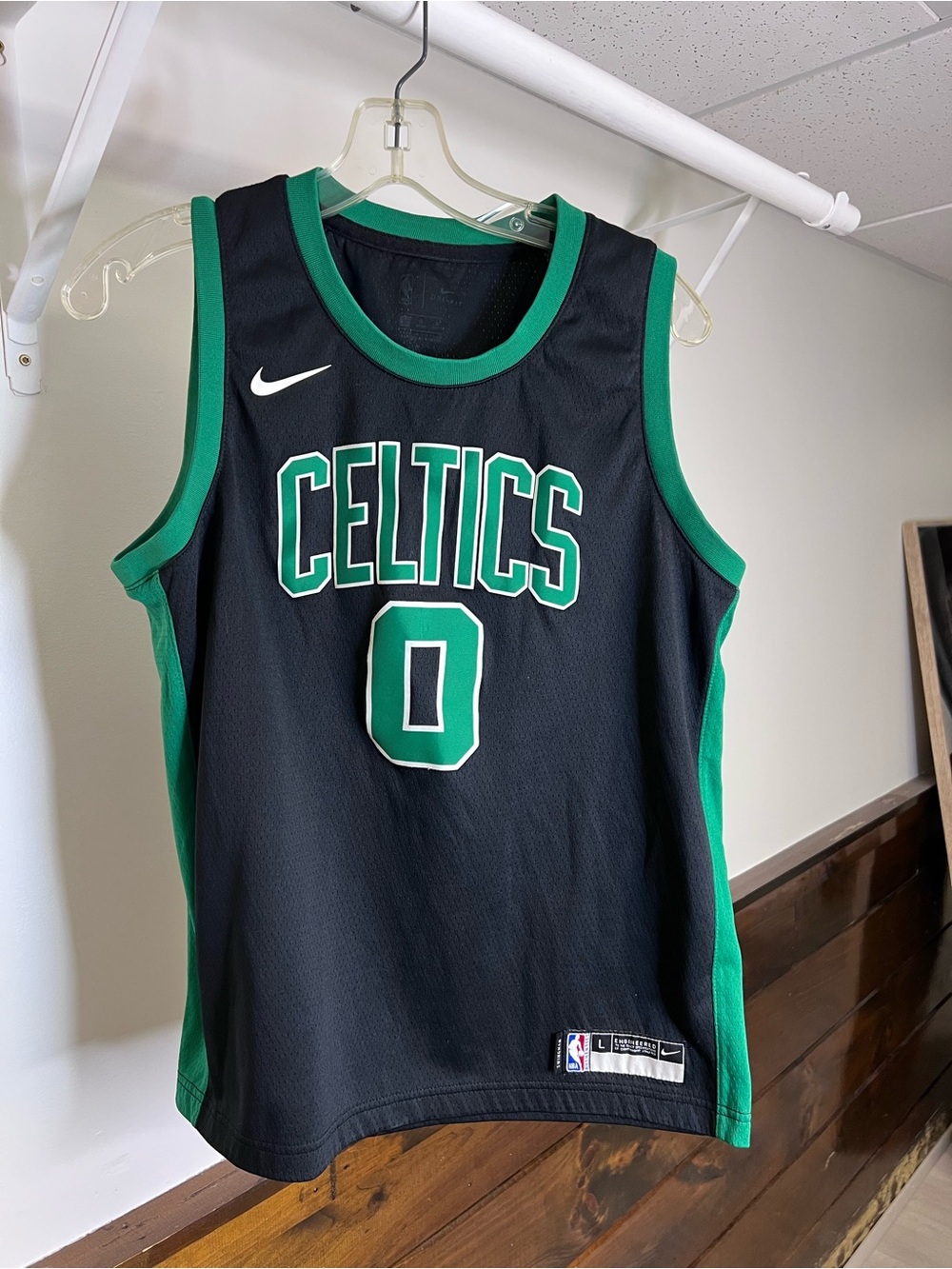 Nike Boston Celtics #0 Tatum Black & Green Jersey- L (Boys)